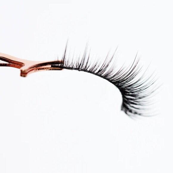 NIB Mi Beauti Faux Mink 'Pretti' Lashes - Picture 3 of 6